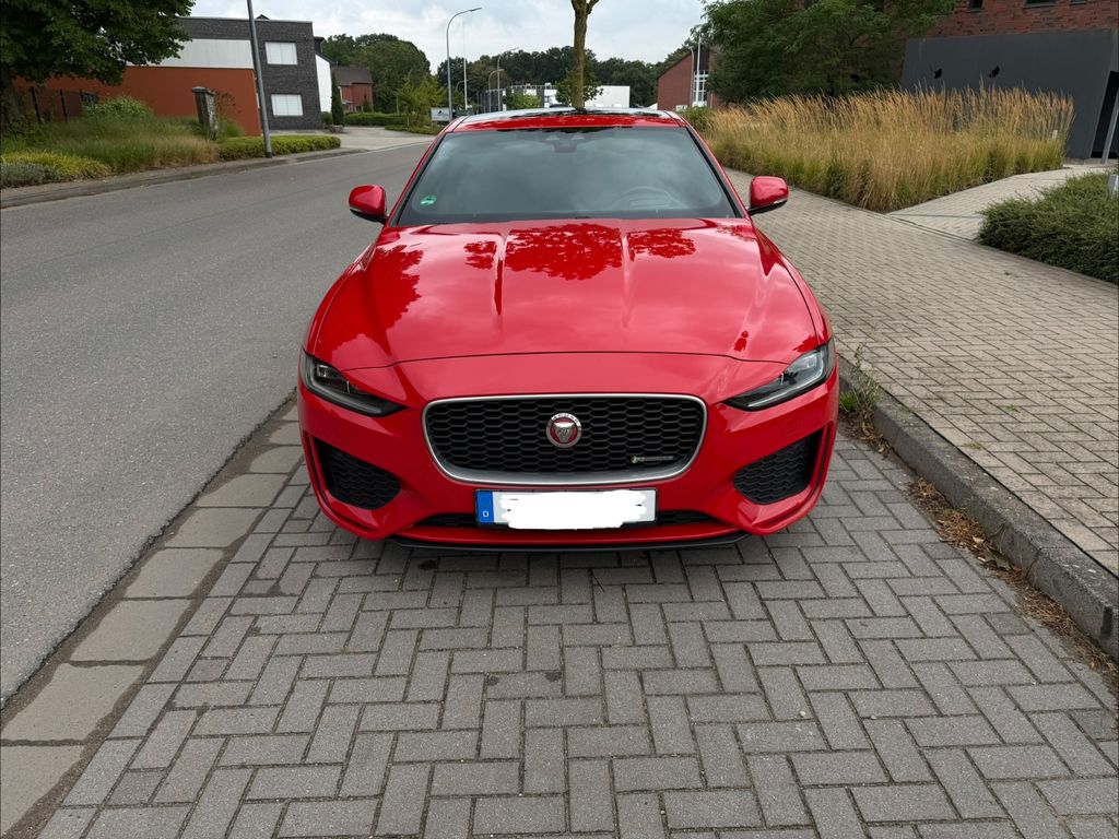 Image of Jaguar XE