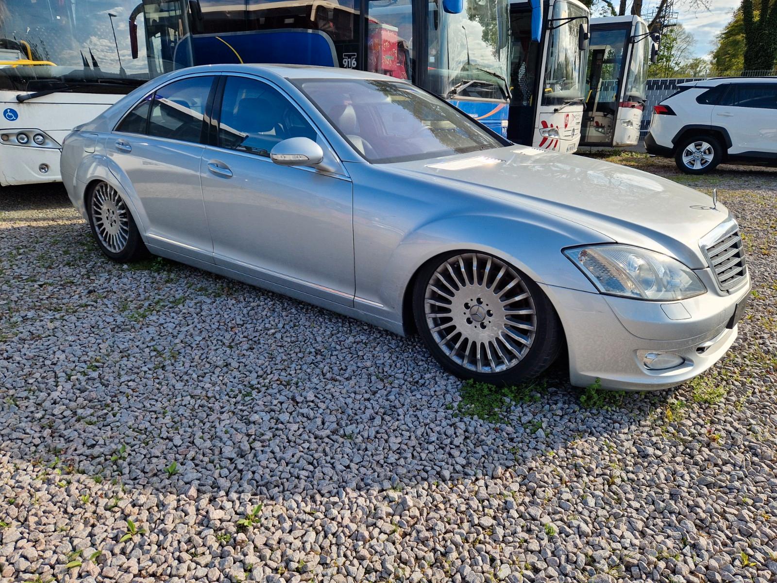Mercedes-Benz S 500