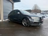 Audi A3 Sportback S-line AHK Standheizung Kamera Voll - Audi A3 mit Benzin-Antrieb: Limousine, Line