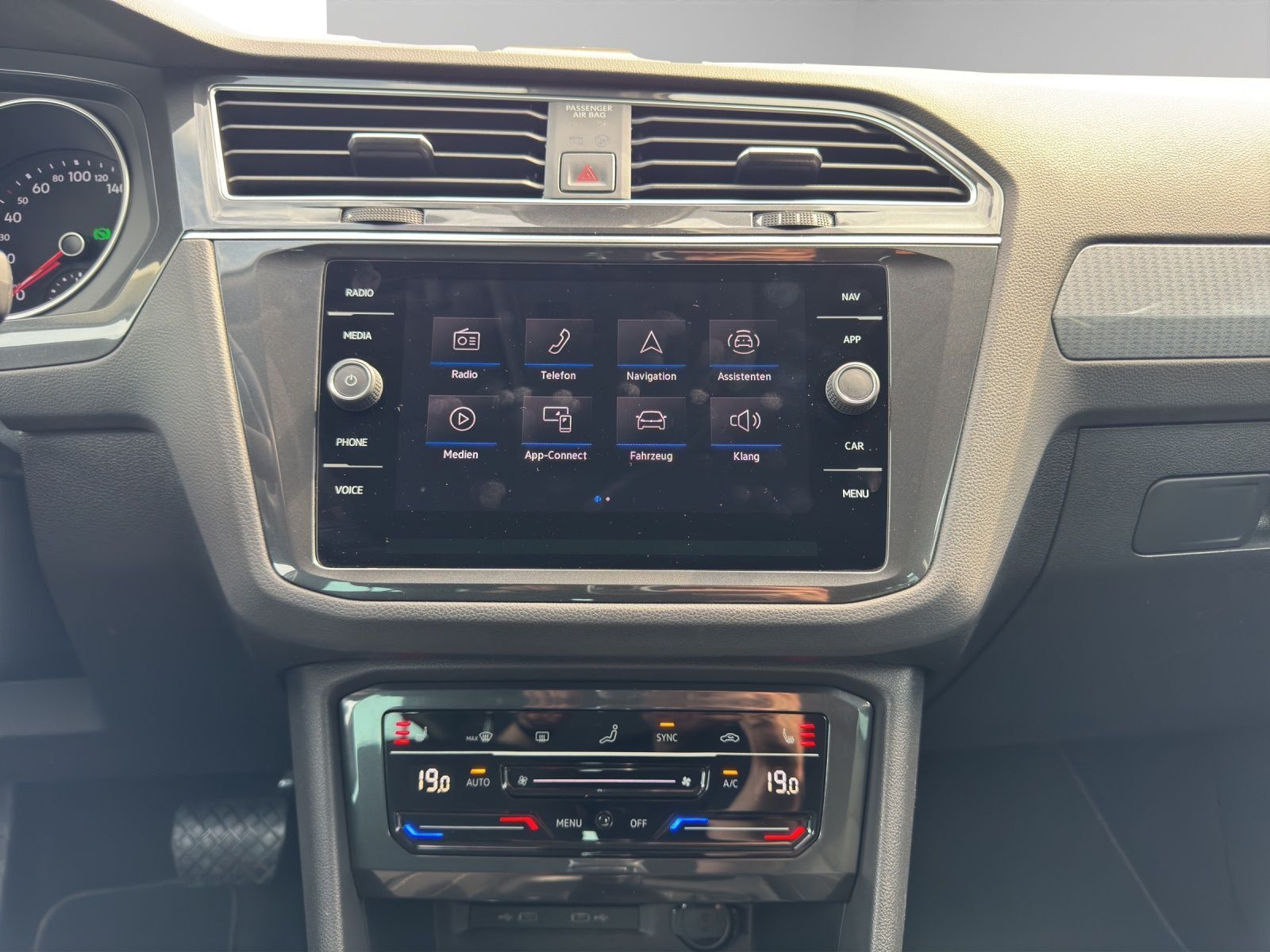 Volkswagen Tiguan - Bild 12