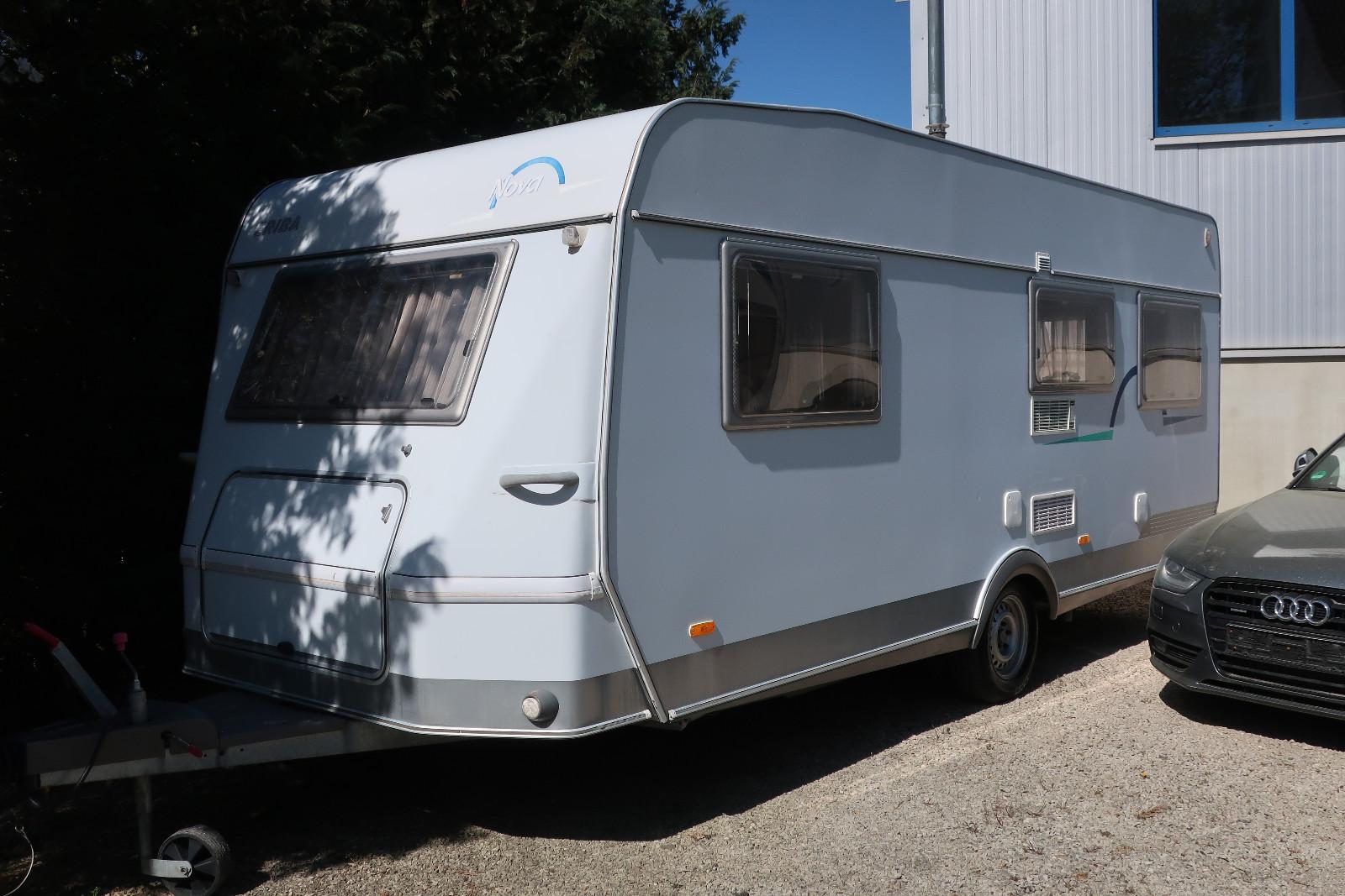 HYMER / ERIBA / HYMERCAR ERIBA NOVA 530 -VORZELT-LÄNGSBETTEN-GEPFLEGT!