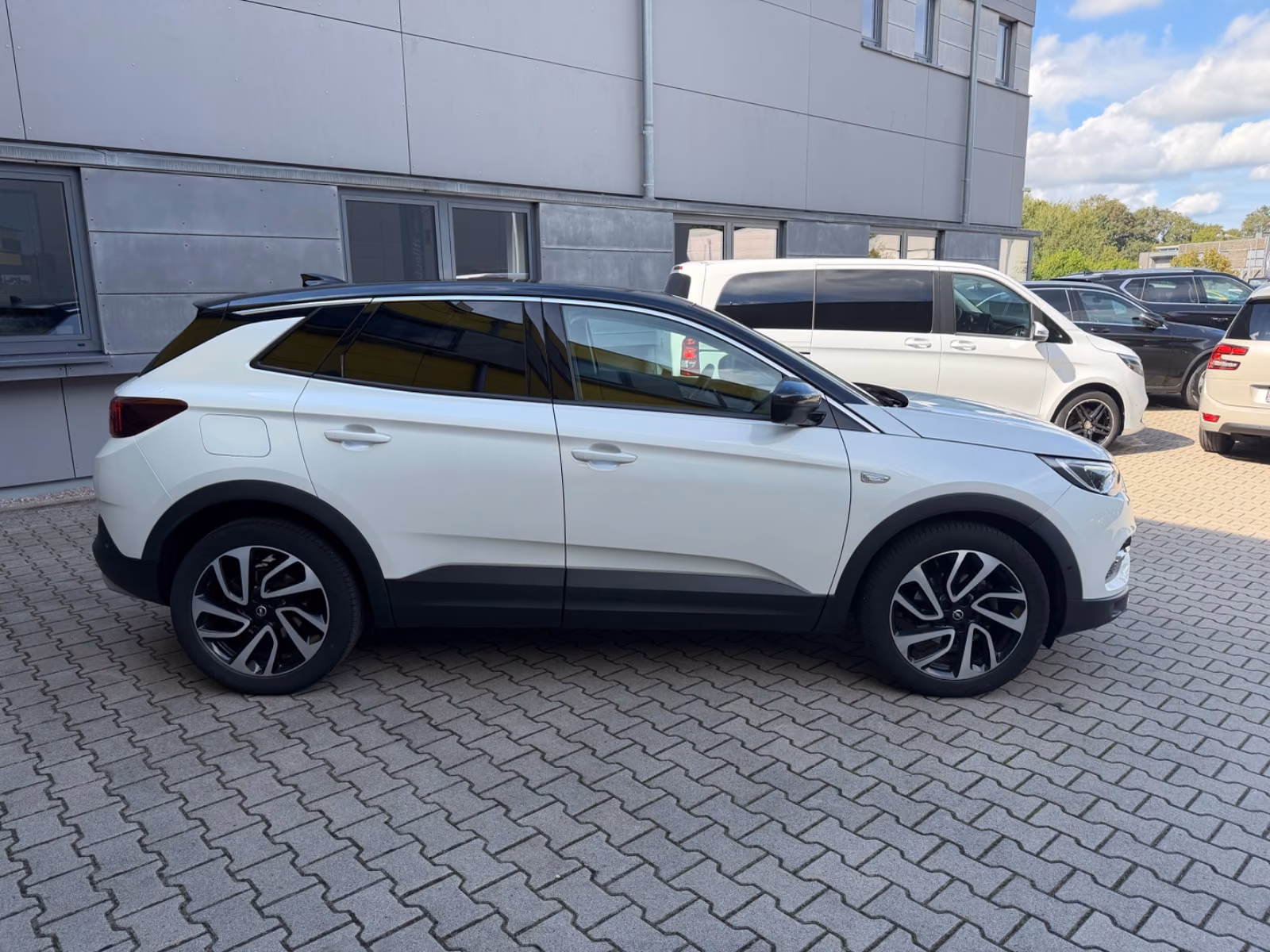 Opel Grandland (X)/ULTIMATE/LED/PANO/KAMERA/NAVI