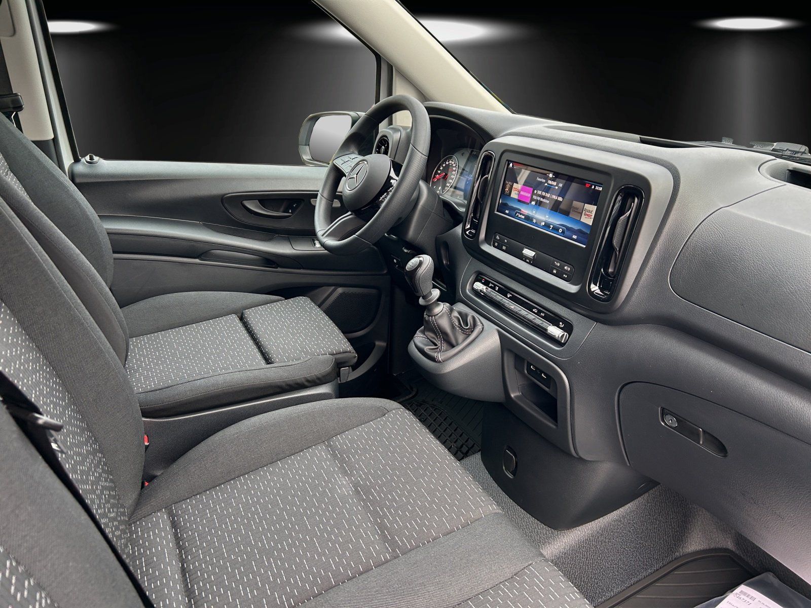 Fahrzeugabbildung Mercedes-Benz Vito 114 CDI Kasten Lang