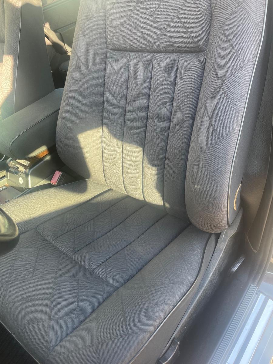 Mercedes-Benz E 220 T Automatik/Klima/Schiebedach