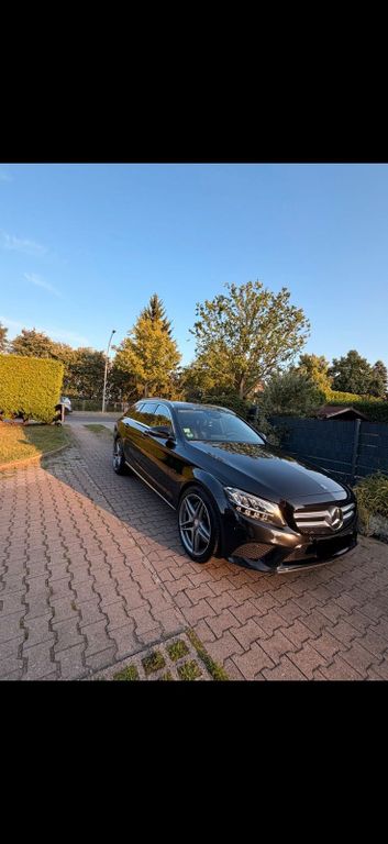 Image of Mercedes-Benz E 300