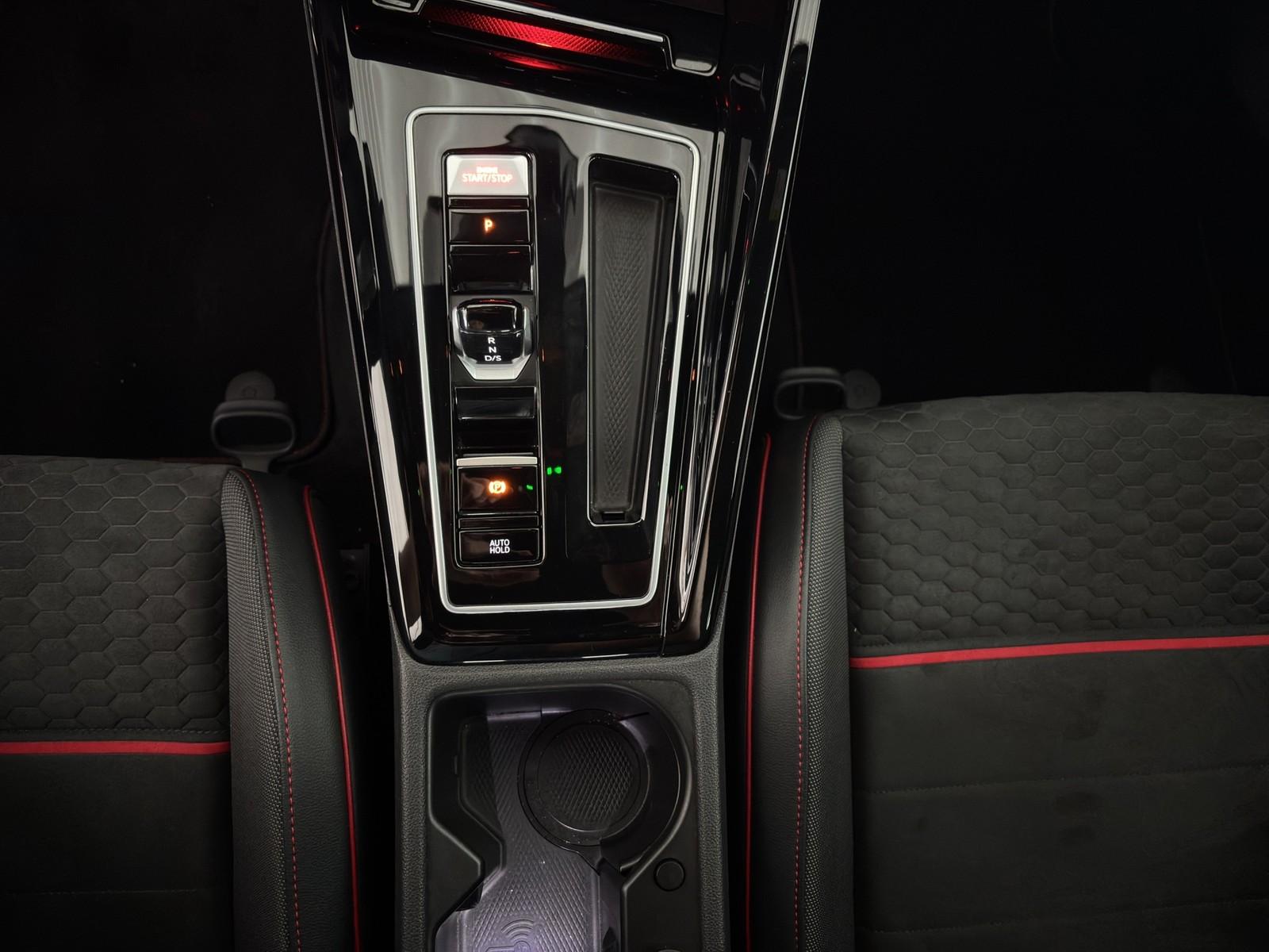 Volkswagen Golf VIII GTI Clubsport 2.0 TSI +KAMERA+NAVI+LED, миниатюра 12