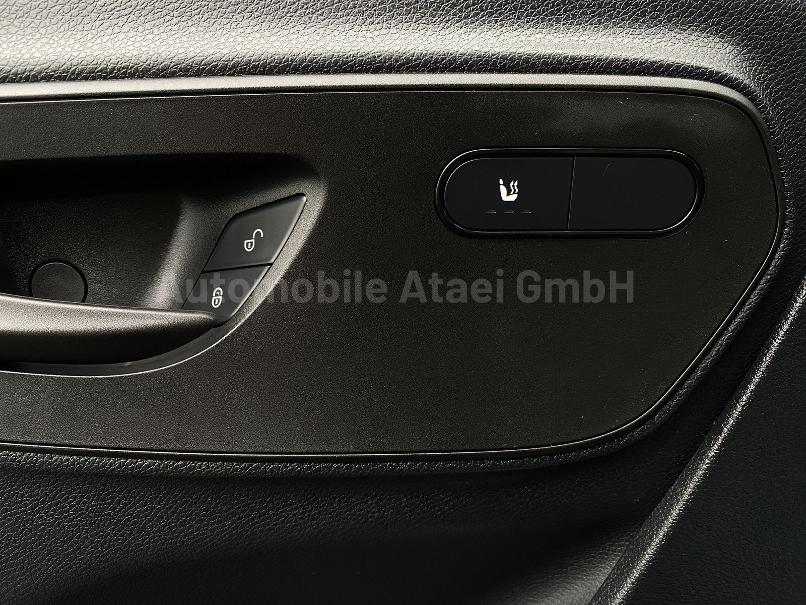 Fahrzeugabbildung Mercedes-Benz Sprinter 317 Automatik MAXI+ AHK 3,5t (0800)