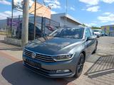 Volkswagen Passat Lim. Highline*RFK*AHK*DCC*MASSAGE*LED* - VW Passat Gebrauchtwagen in Hannover