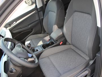 Volkswagen Golf VIII 1.5 TSI Life Move KLIMA LED NAVI ALU