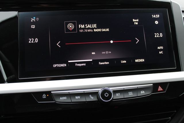 Fahrzeugabbildung Opel Grandland 1.2 Turbo Elegance 360,AHK,KlimaA,LED