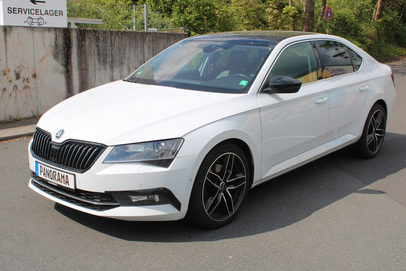 Skoda Superb Lim. Style Automatik Panorama Leder VOLL