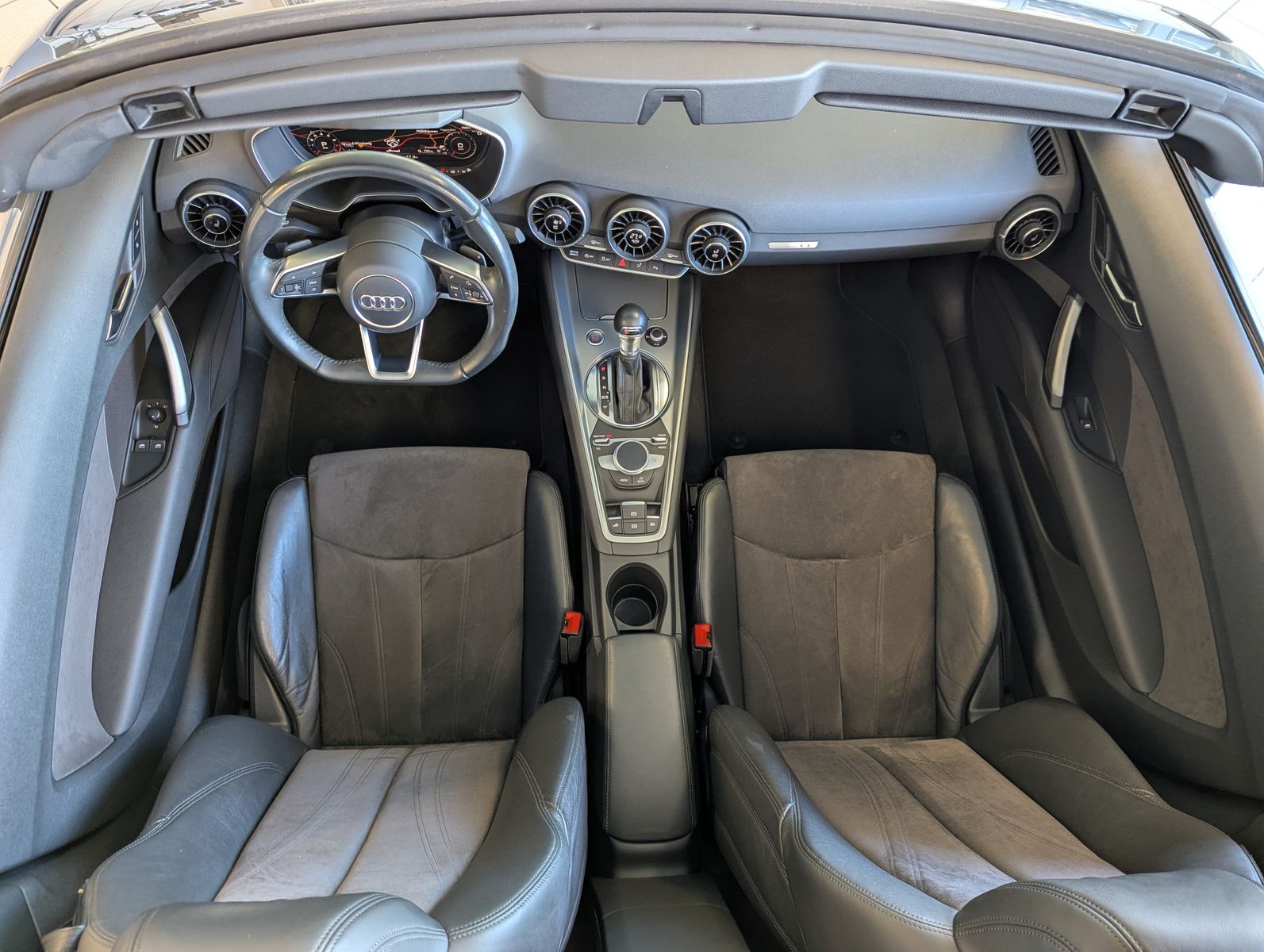 AUDI TT 1.8 TFSI S-tr. S-Line Alcantara Sitzheiz 19" - Image 22