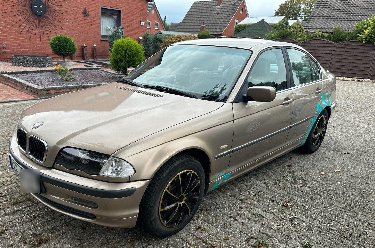 BMW 320