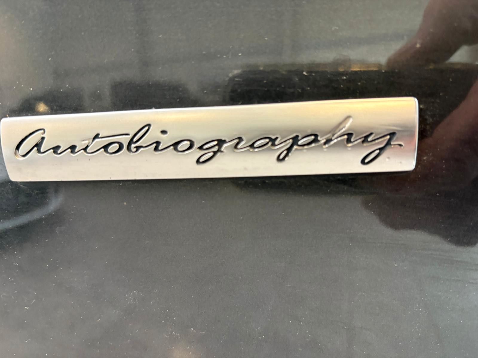 Fahrzeugabbildung Land Rover Range Rover 3.0 Liter SDV6 Autobiography