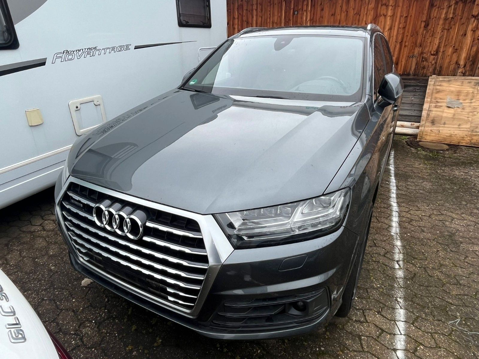 Fahrzeugabbildung Audi Q7 3.0 TDI quattro*Motorschaden*