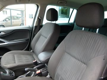 Opel Zafira - 12