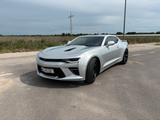 Chevrolet Camaro 6.2 V8 MT -Einzelstück-520PS-1.Hand - silberne Chevrolet Camaro