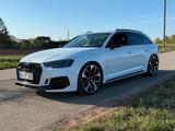 Audi RS4 RS Abgas RS sportfahrwerk Matrix ... - Audi RS4: Sport