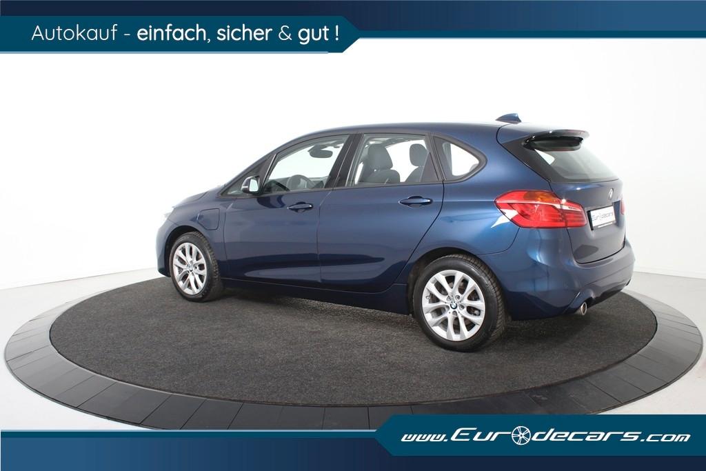 BMW 225