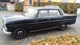 Mercedes-Benz 200 - Mercedes-Benz 200 Oldtimer mit Diesel-Antrieb