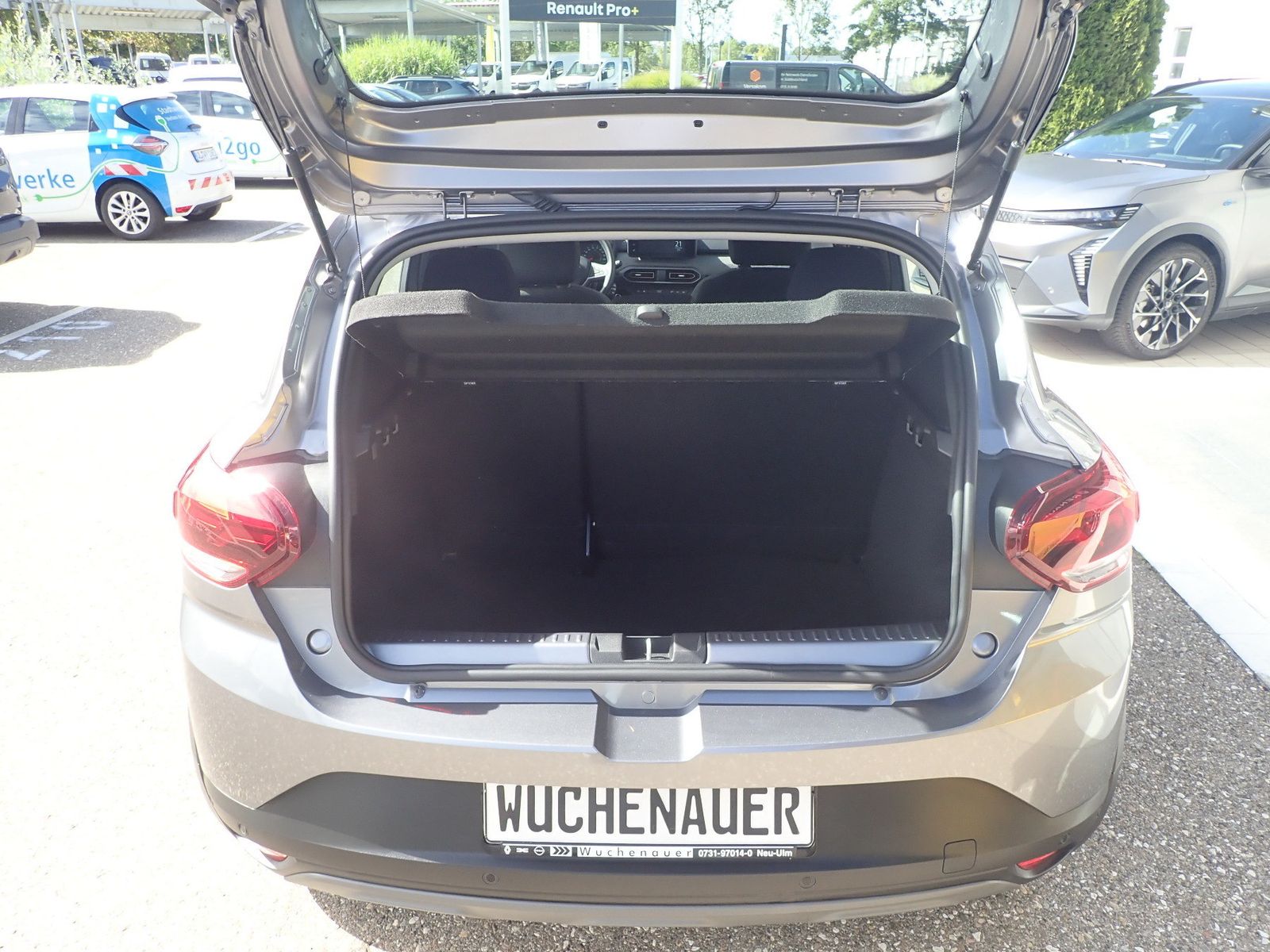 Fahrzeugabbildung Dacia Sandero Stepway Expression TCe 90