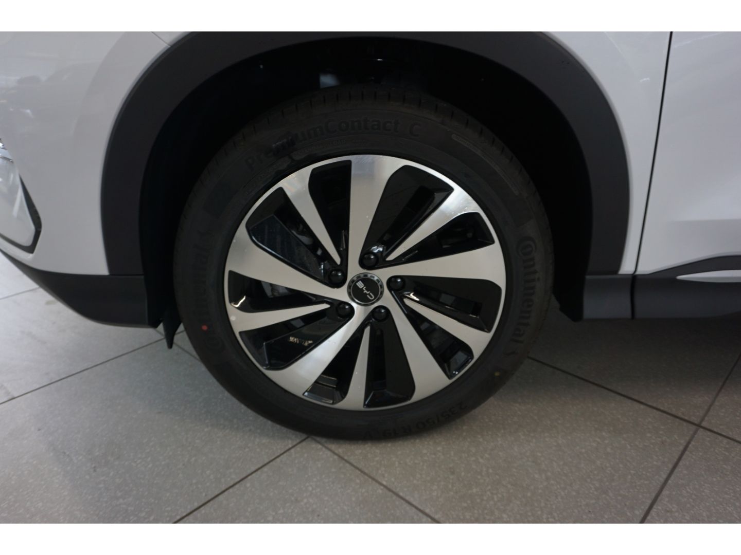BYD SEAL U