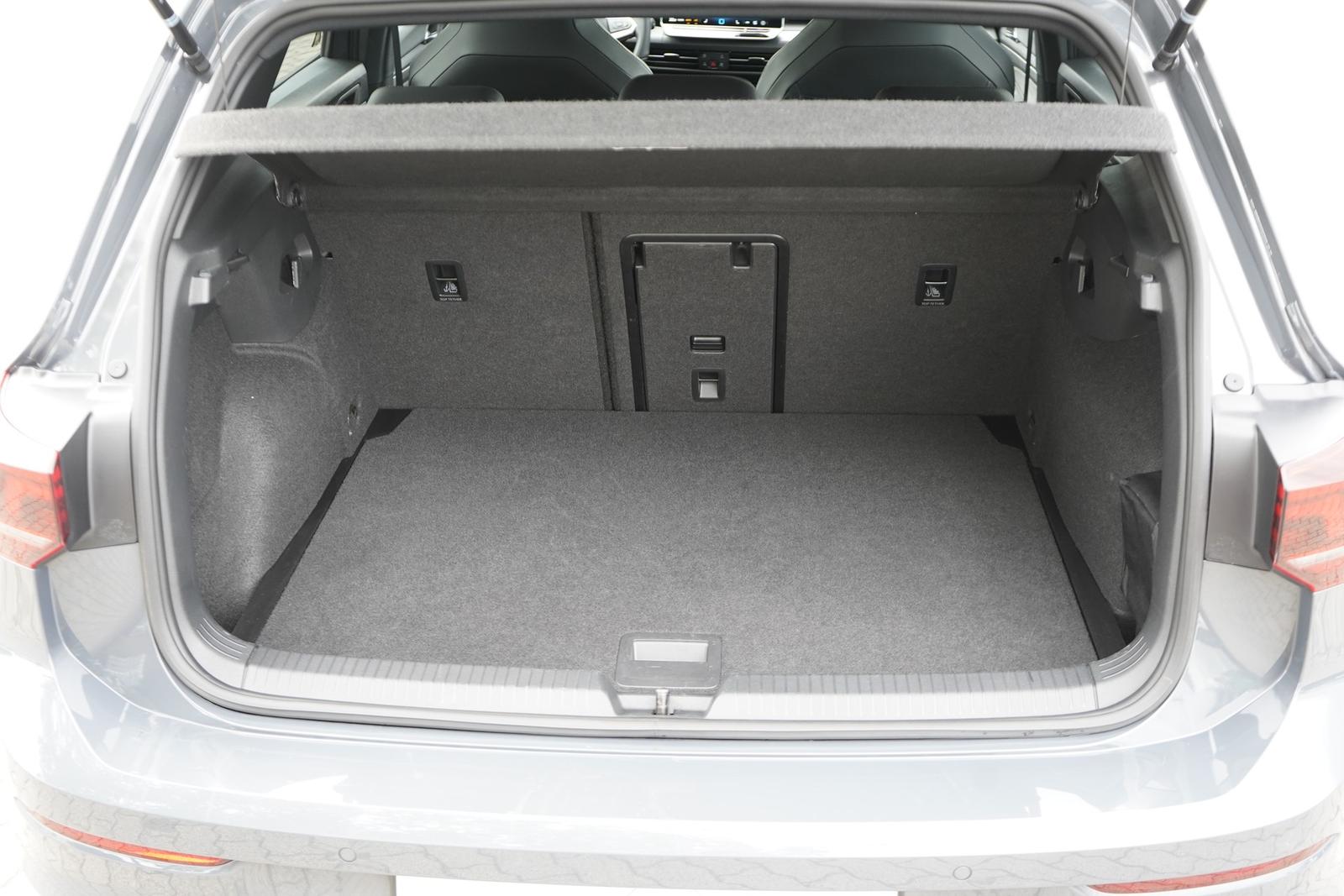 Volkswagen Golf VIII 1.5 TSI R-Line LED Sitzheizung Kamera, миниатюра 30