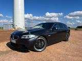 BMW 530d Touring M Technik Front Pano Leder 20 Zoll - BMW 530 aus 2010: Kombi