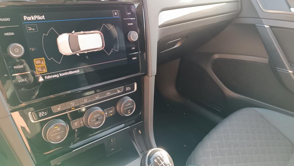 Autohaus Zimpel & Franke -  Volkswagen GOLF VII IQ.Drive 1,5 TSI - Bild 9