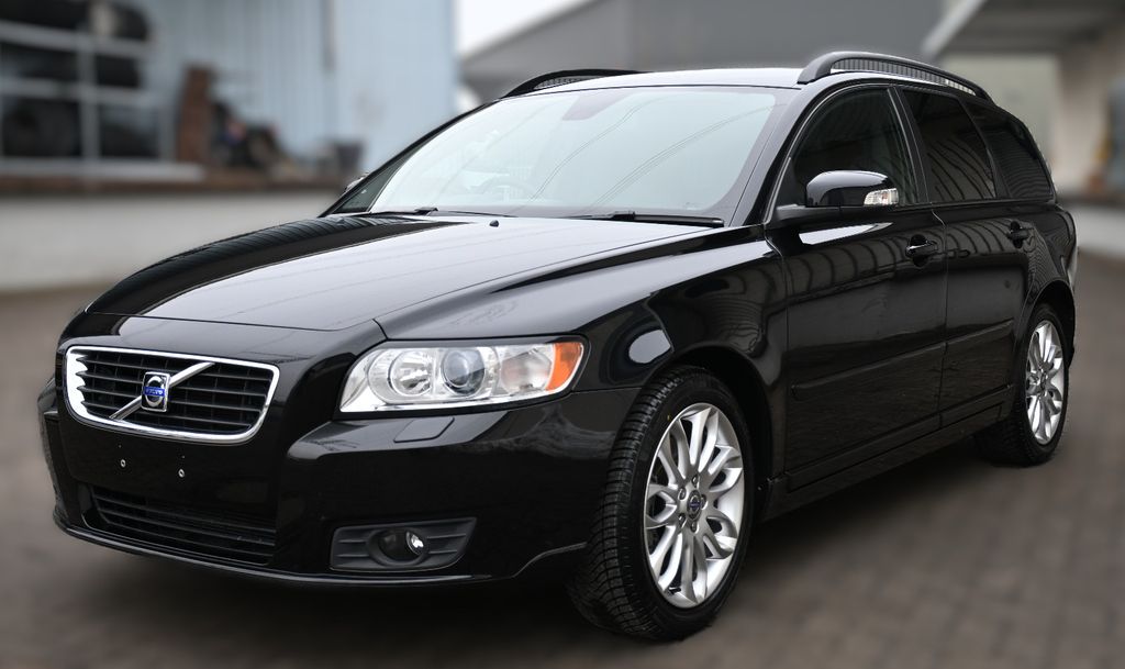 Volvo V50