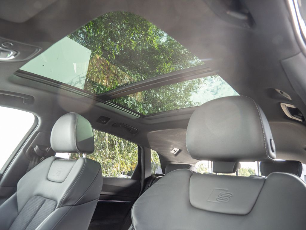 Audi Q8 e-tron - Bild 23