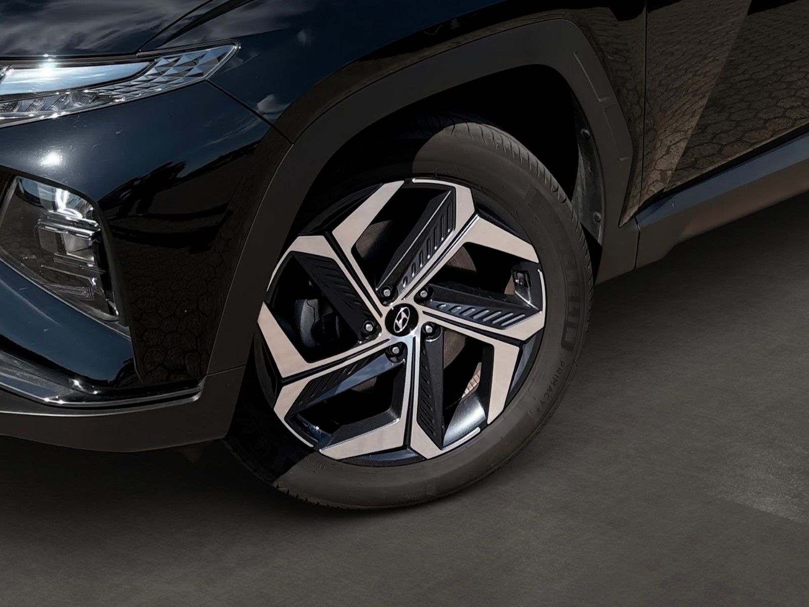 Fahrzeugabbildung Hyundai Tucson Trend Plug-In Hybrid Pano ECS & Assist