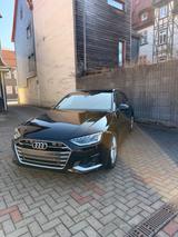 Audi A4 Avant 35 TDI advanced - mit Diesel-Antrieb: Kombi, Automatik
