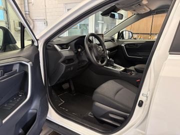 Toyota RAV 4 - 10