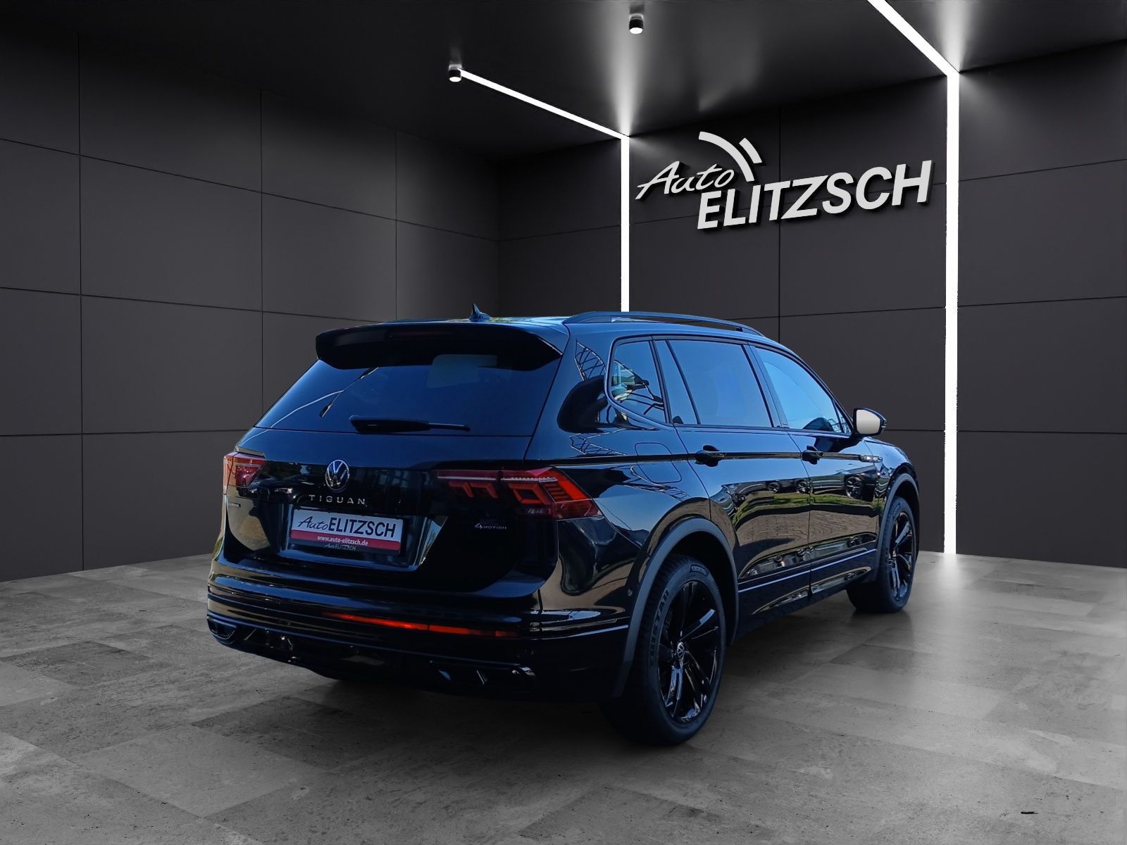 Fahrzeugabbildung Volkswagen Tiguan Allspace TSI R-Line DSG 4M Matrix Navi AI