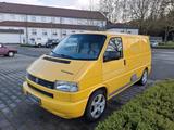 Volkswagen VW T4 2.5 TDI Camperausbau mit neuem Zahnriemen - Volkswagen gelb