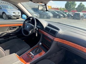 BMW 728 - 2