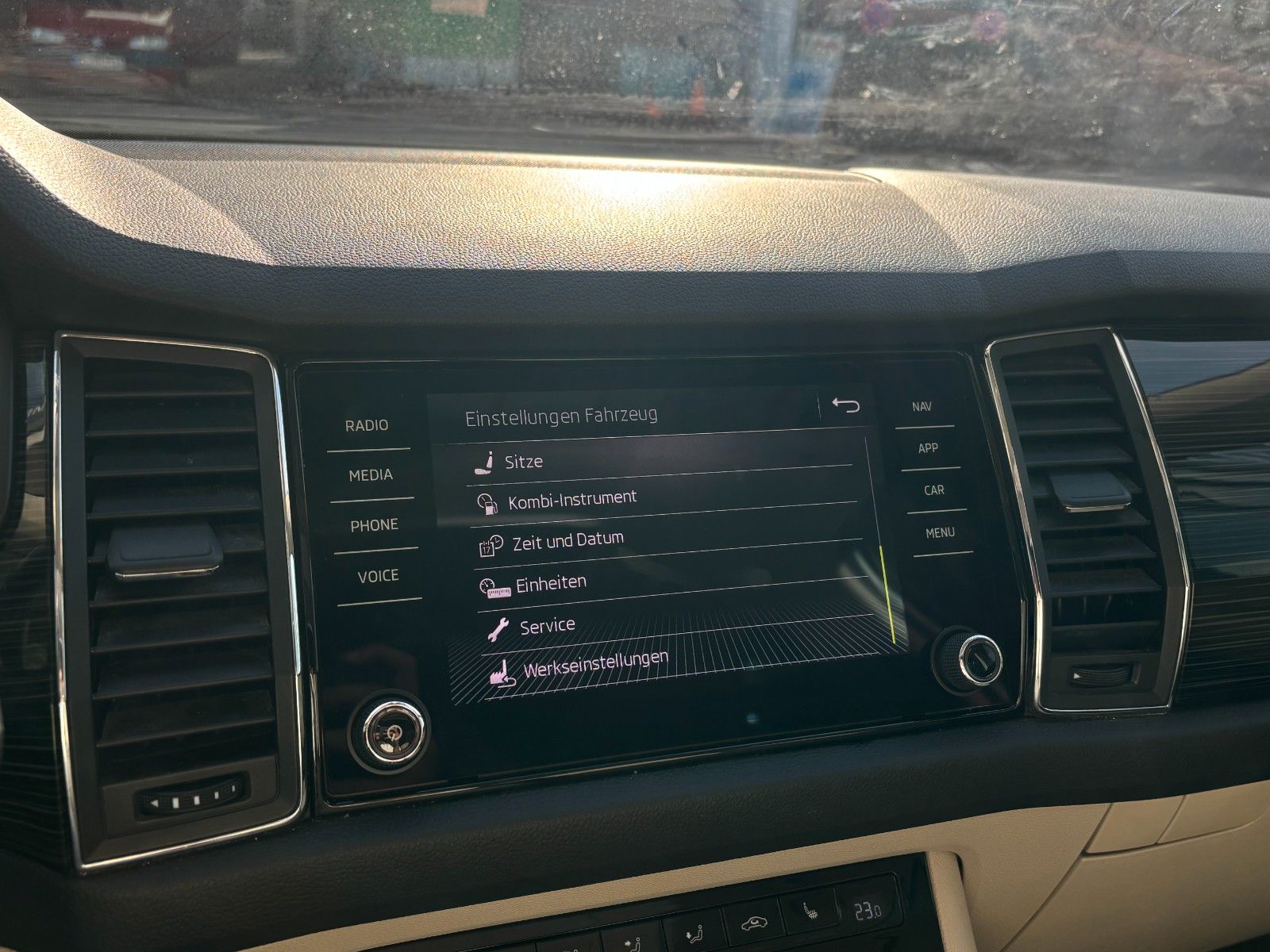 Fahrzeugabbildung SKODA Kodiaq Style 4x4 *Panorama*Kamera*ACC*SHZ