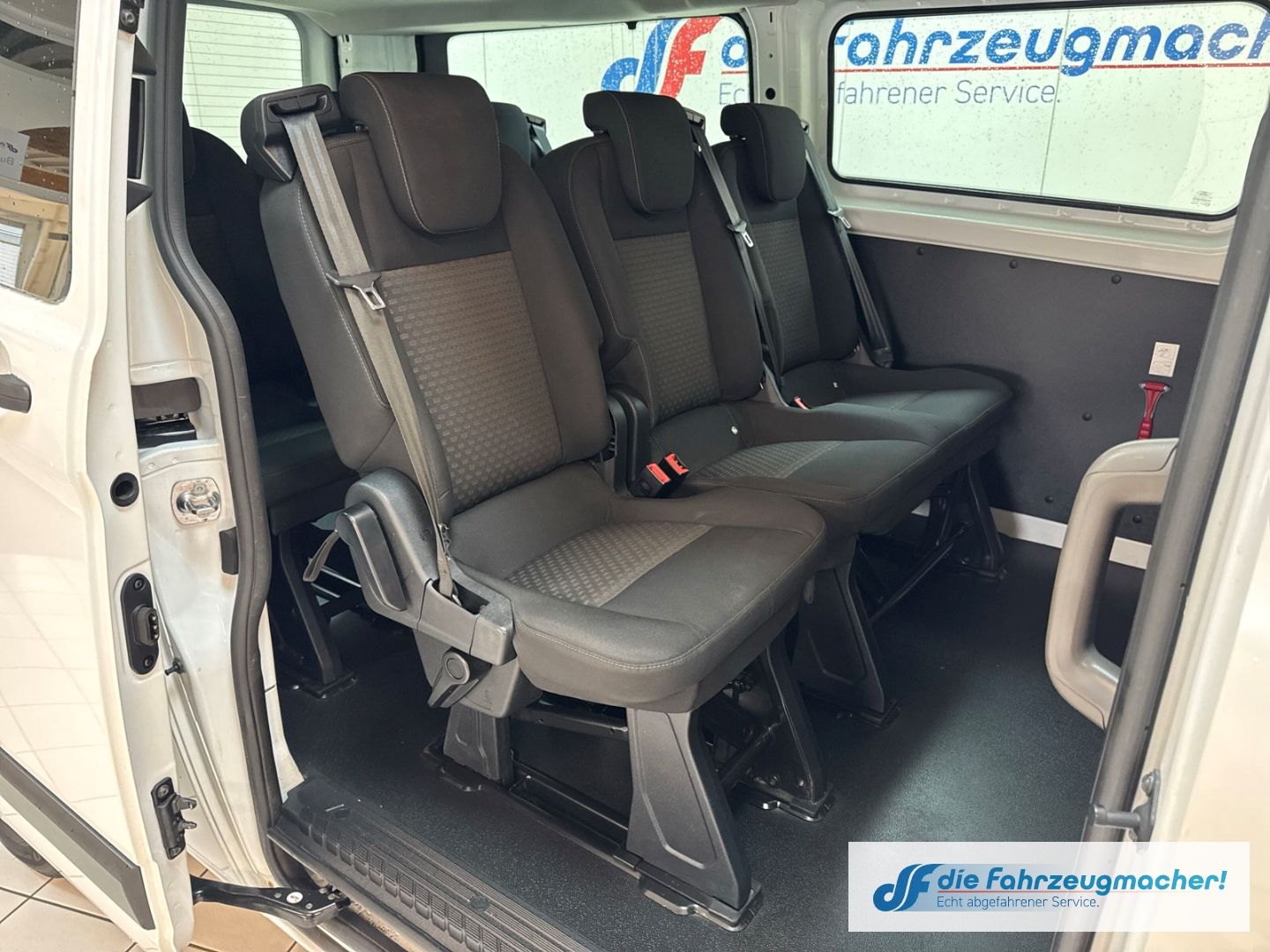 Fahrzeugabbildung Ford Transit Custom 320 L2 Trend 2.0 TDCi EU6d Dyn. K