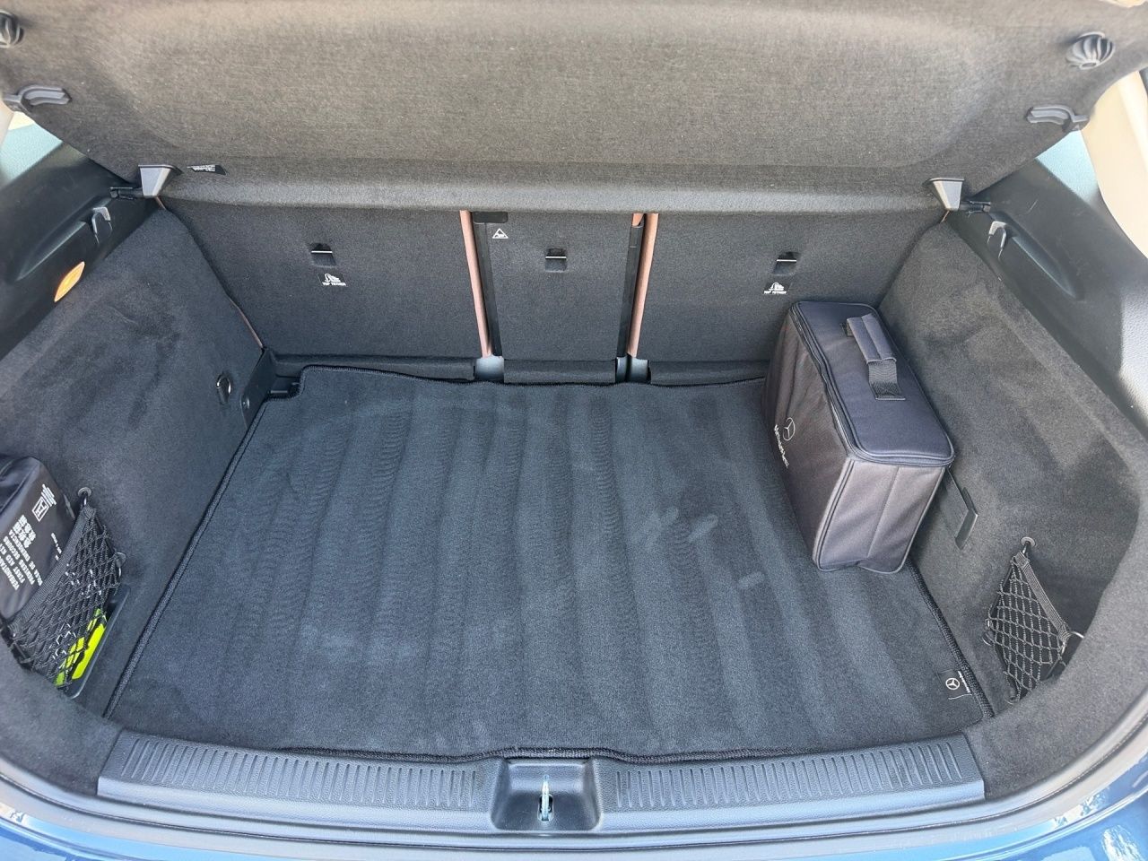 Fahrzeugabbildung Mercedes-Benz B 250 e STNDHZ+AHK+360°+LED+SHZ+TOTWINKEL+
