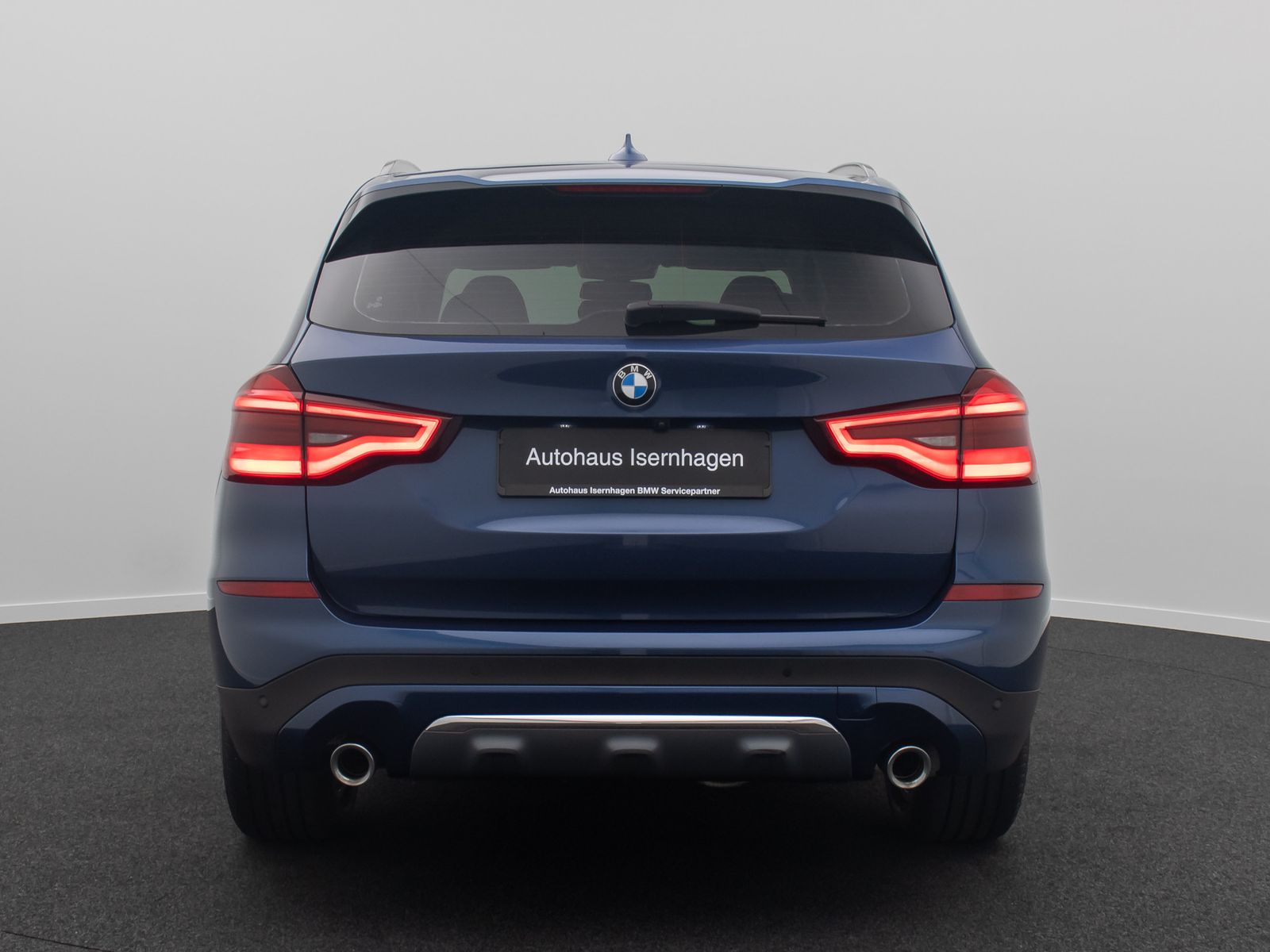 Fahrzeugabbildung BMW X3 xD20d Luxury Line Kamera AHK HUD Alarm 19Zoll