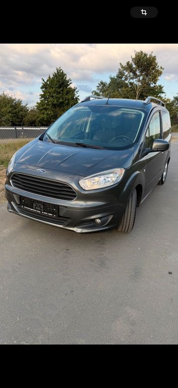 Image of Ford Tourneo Courier