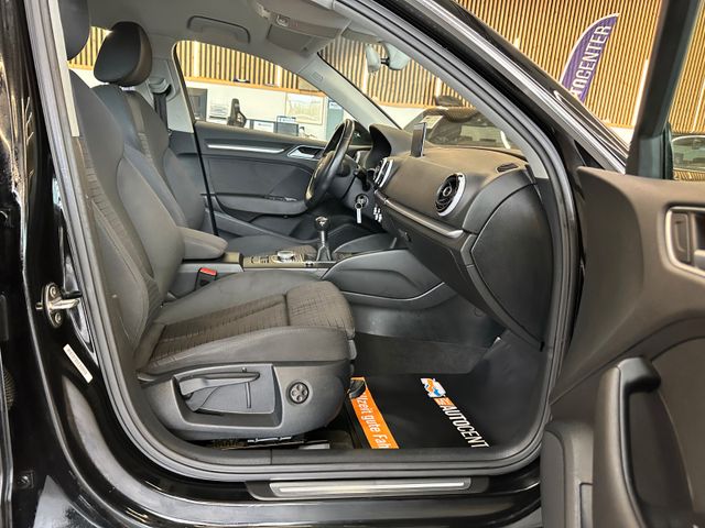 MYAUTOCENTER – Gebraucht- und Jahreswagen mit Werkstattservice in Pfaffenhofen Audi A3 Sportback ambition *Spurhalte*Totwinkel*Xenon