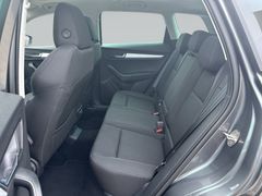 SKODA Selection 1.5TSI DSG AHK Pano Matrix LED Tour