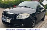 Skoda Fabia 1.2i Ambiente /Klima/ZV/1.HAND/TÜV AU NEU - Skoda Fabia mit Benzin-Antrieb: Schwarz, Limousine, 1.2