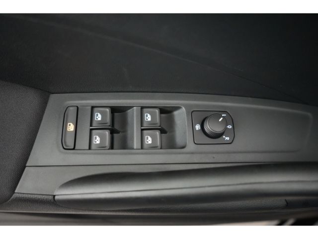 Fabia DRIVE PLUS TSI DSG+BLUETOOTH+SITZ-/LENKRAD