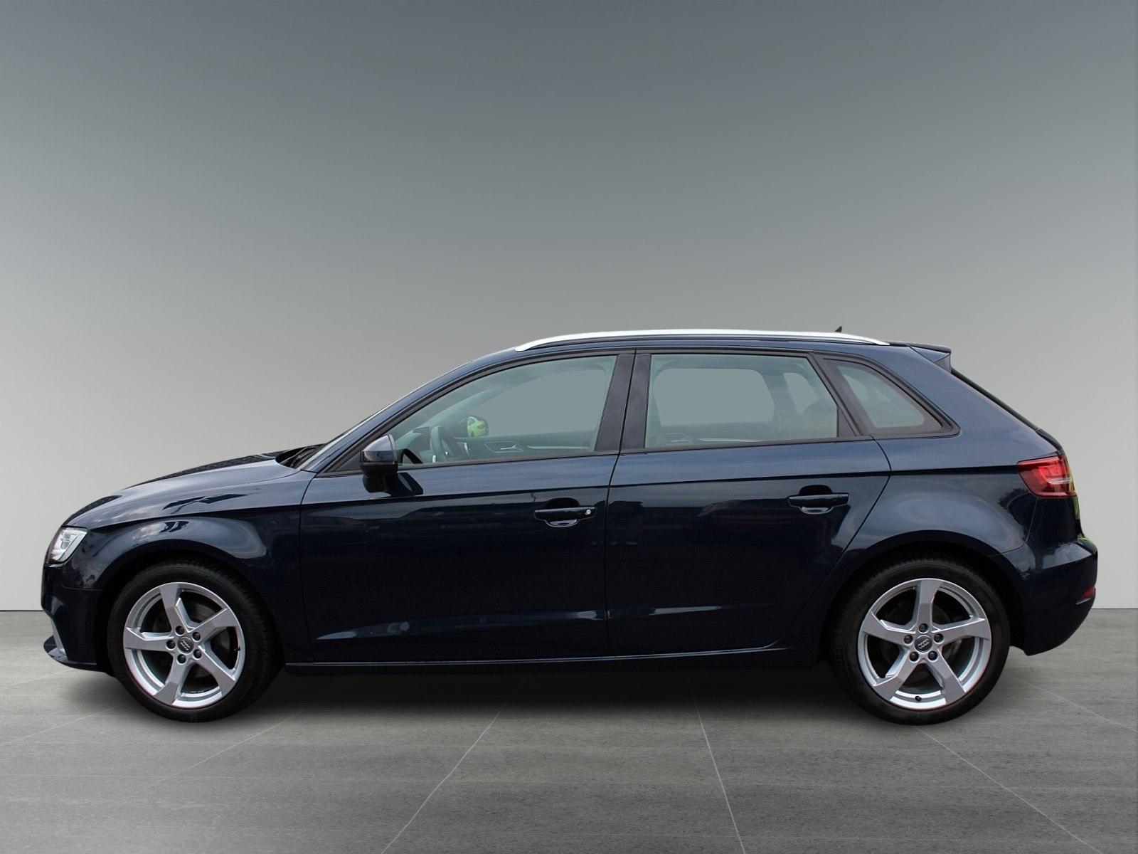 Audi A3 Sportbach "Sport" Navi PDC SH DSP