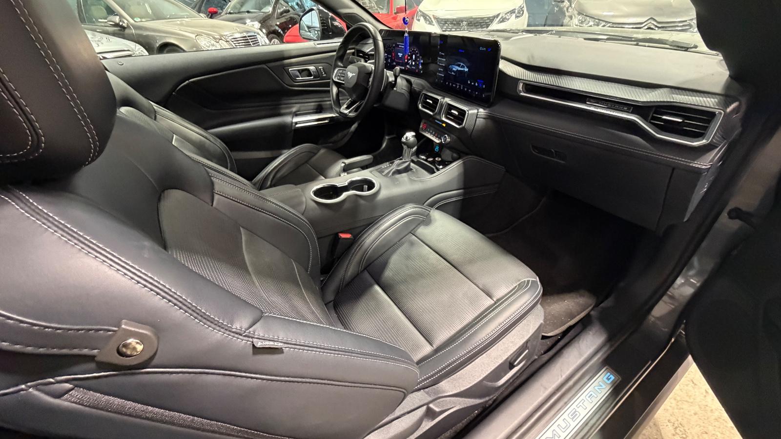 Ford Mustang Fastback 5.0 Ti-VCT V8 328 kW GT SERVICE