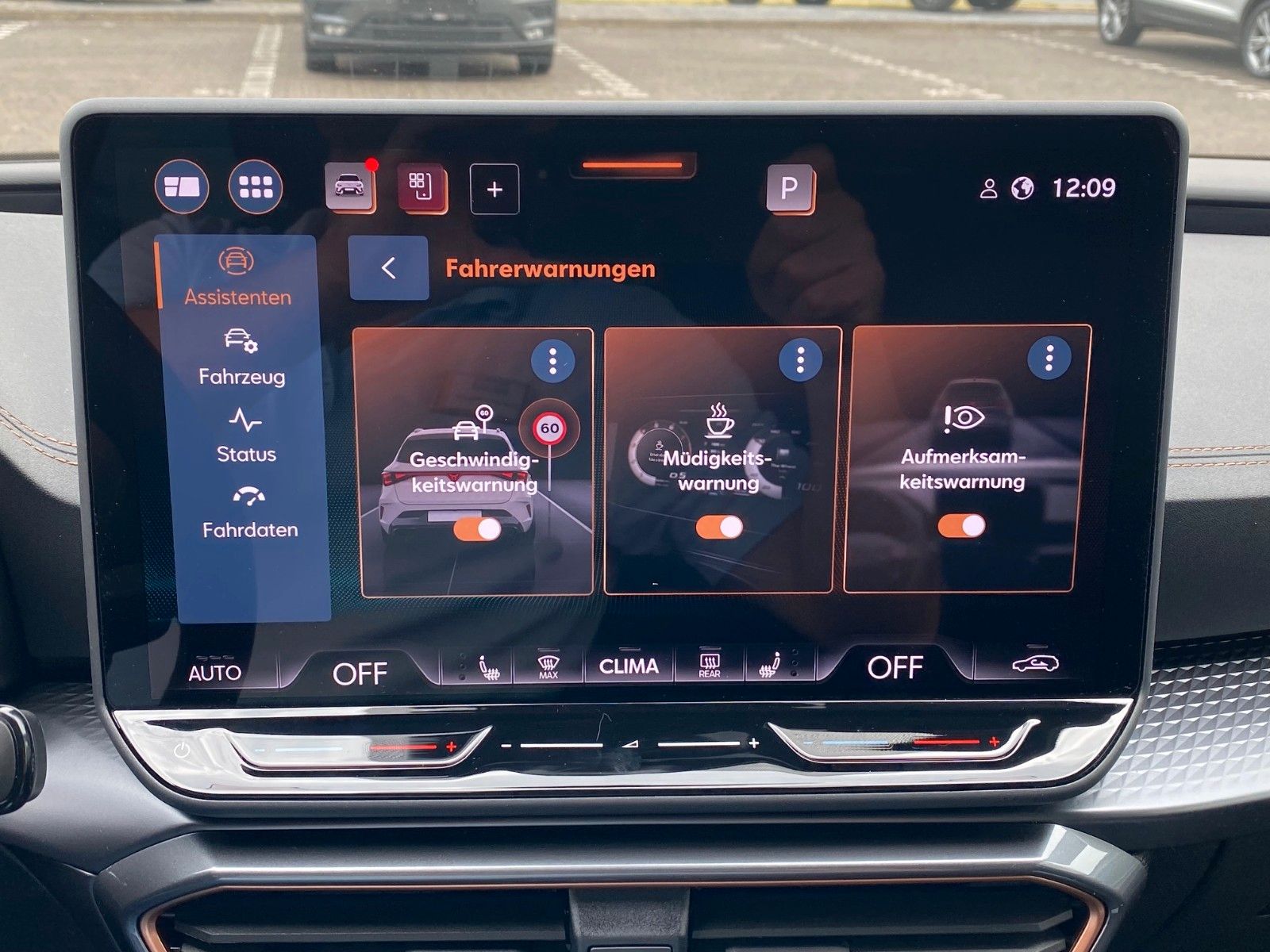 Fahrzeugabbildung CUPRA Leon ST 1.5 eTSI DSG FACELIFT MHEV+5 J. GARANTIE