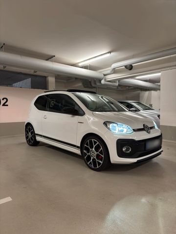 VW VW UP! GTI Panoramadach 84000 km